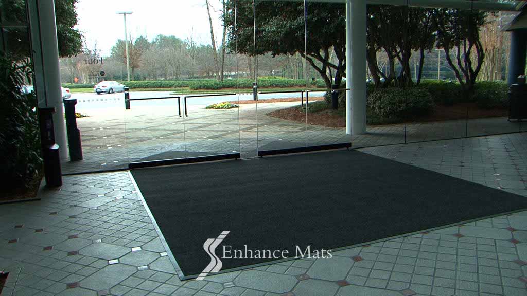 concourse-atlanta-heavy-duty-custom-entrance-mats-custom-sizes-shapes